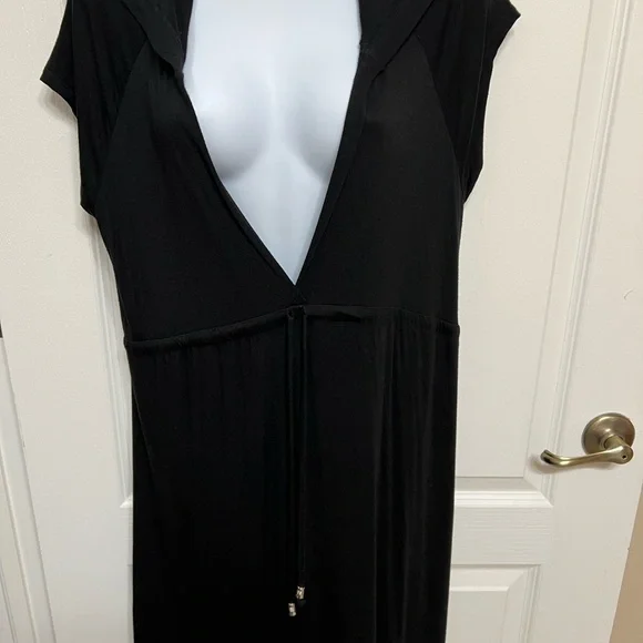 Dotti Hooded Black Swim Coverup - Picture 2 of 4